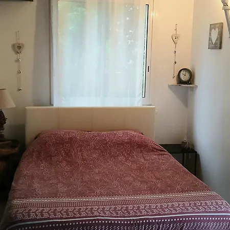 Loft Ambrussum, Jacuzzi, Jardin,bbq Holiday home *