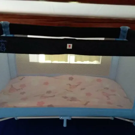 Holiday home Loft Ambrussum, Jacuzzi, Jardin,bbq Lunel (Herault)